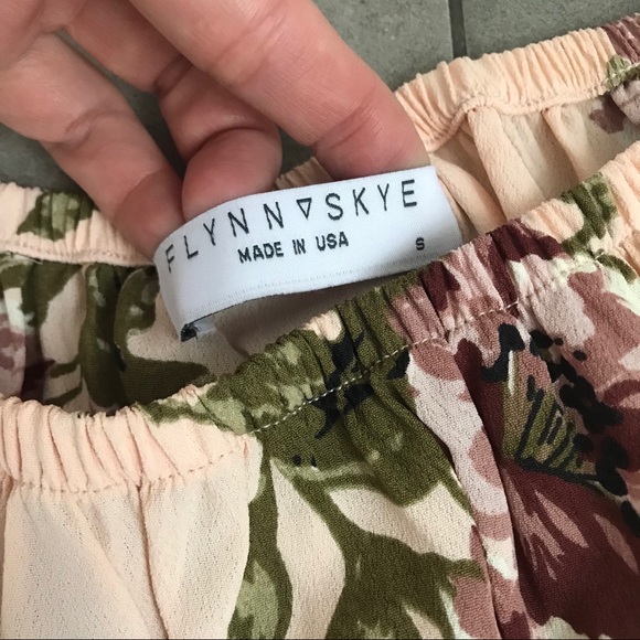 NWOT FLYNN SKYE maple top in blush gatherings! - Picture 7 of 8